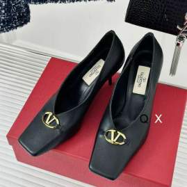 Picture of Valentino Shoes _SKUValentinsz35-40720155.5CMJX0301